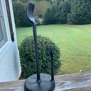 Elegant Black wrought iron paper towel farmhouse paper towel holder